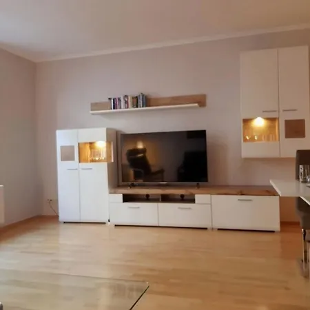 Kutter - Abc200 Apartman